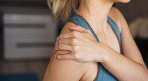 Auburn chiropractic care relief for frozen shoulder